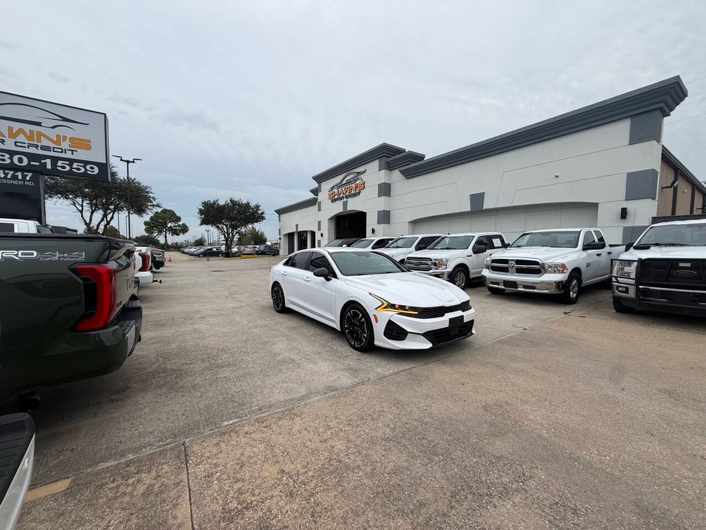 Kia K5 Vehicle Full-screen Gallery Image 41