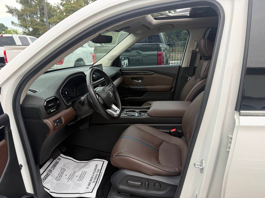 Honda Pilot Vehicle Full-screen Gallery Image 07