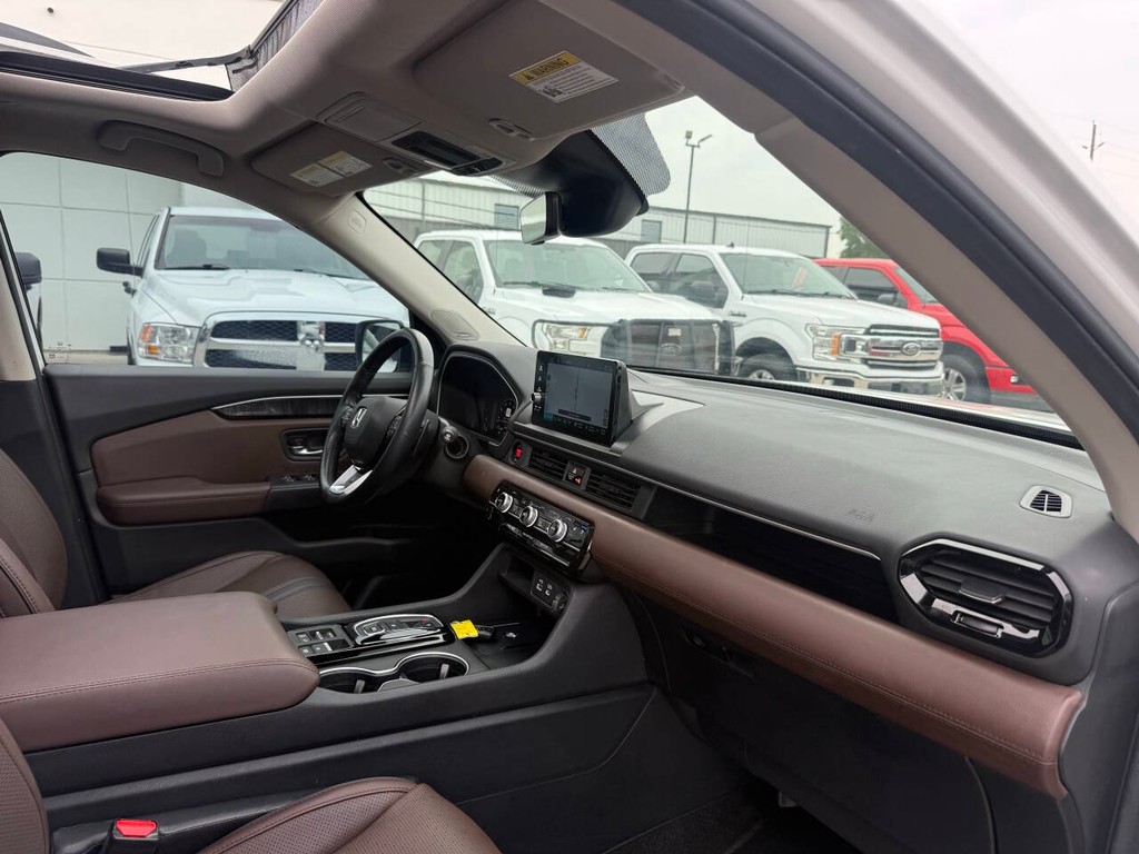 Honda Pilot Vehicle Full-screen Gallery Image 09