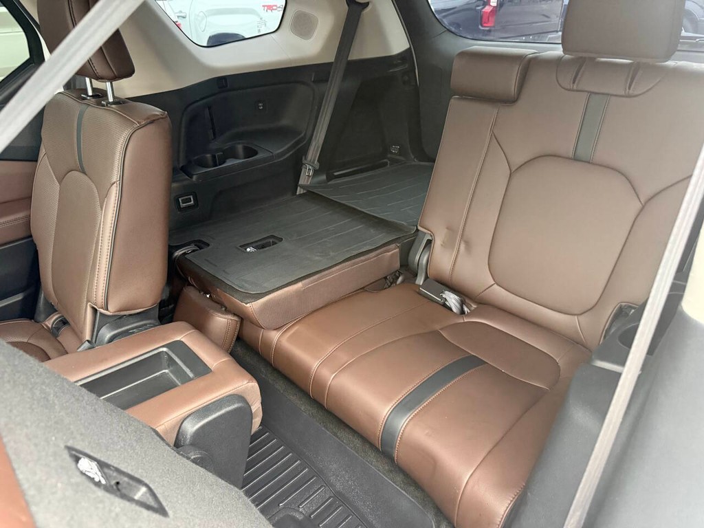 Honda Pilot Vehicle Full-screen Gallery Image 14