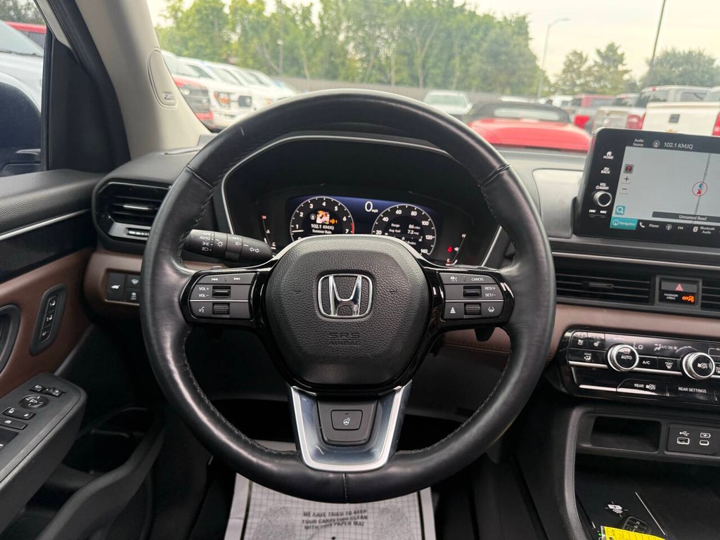 Honda Pilot Vehicle Full-screen Gallery Image 24