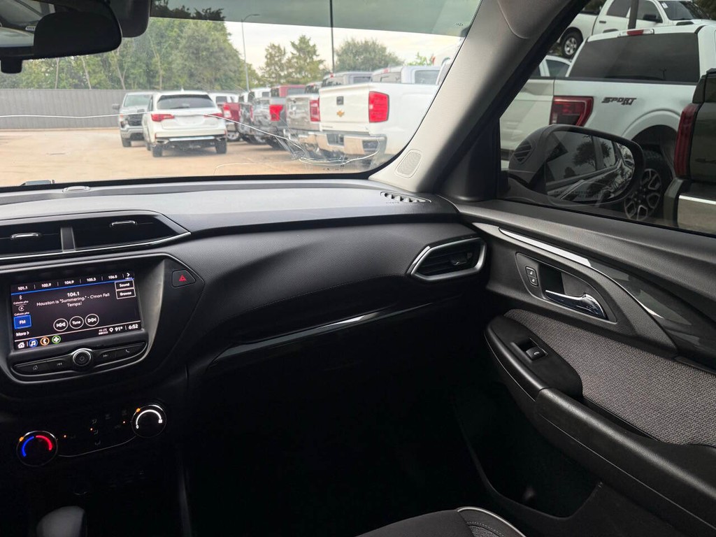 Chevrolet Trailblazer Vehicle Full-screen Gallery Image 20