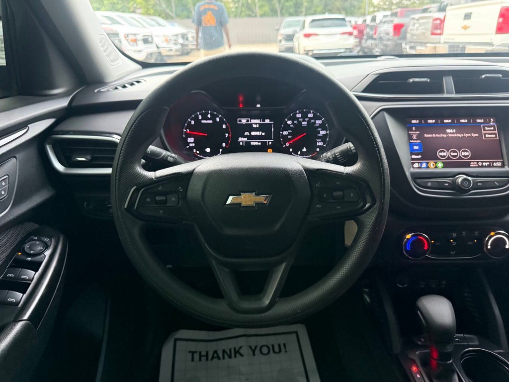 Chevrolet Trailblazer Vehicle Full-screen Gallery Image 22
