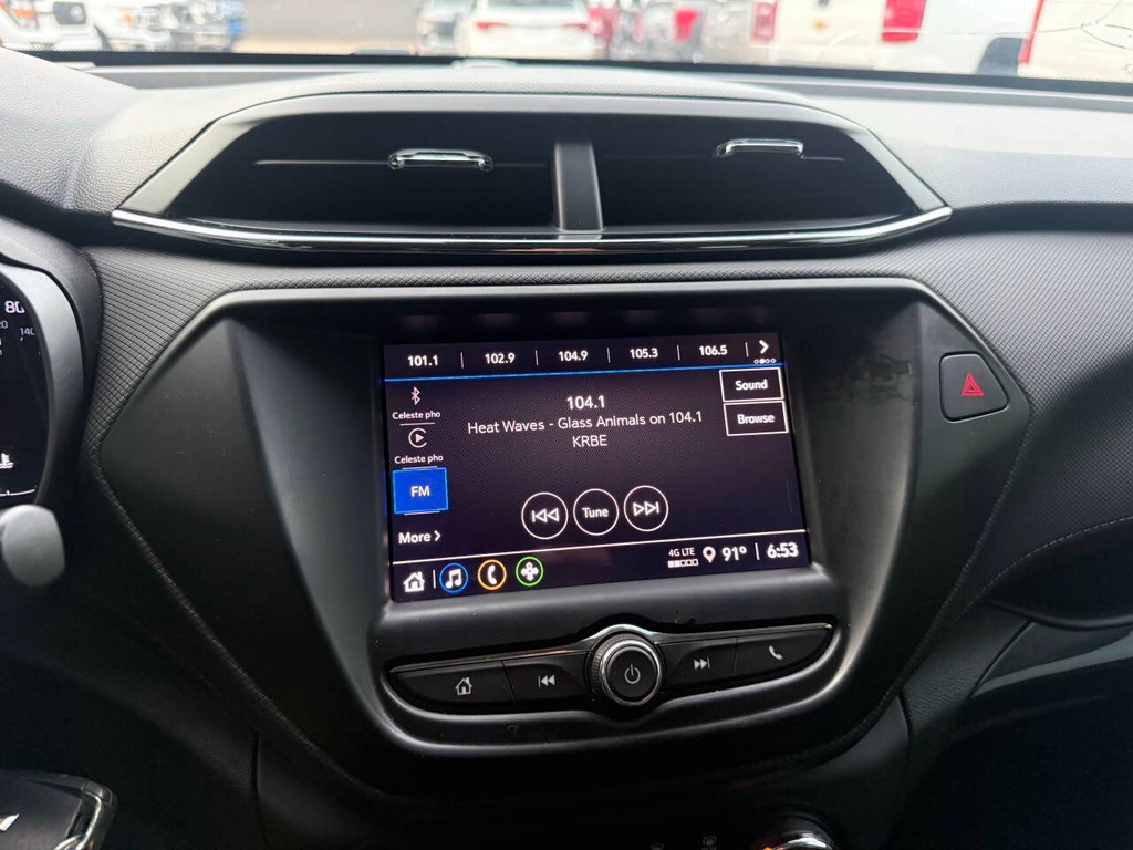 Chevrolet Trailblazer Vehicle Full-screen Gallery Image 25