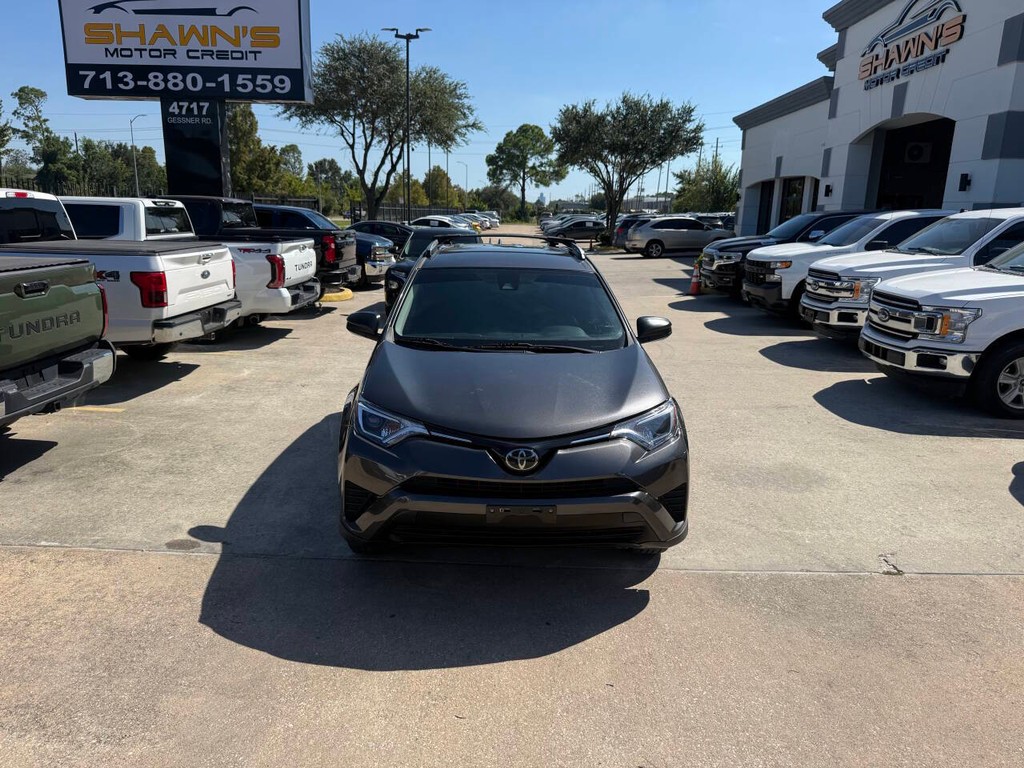 Toyota RAV4 Vehicle Full-screen Gallery Image 37
