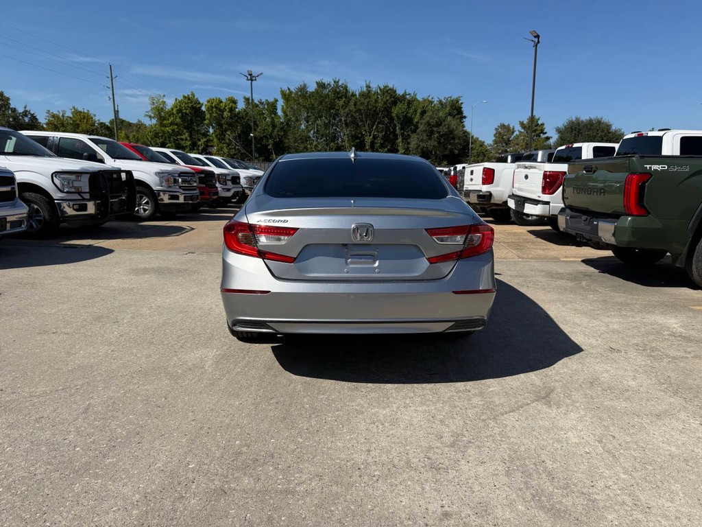Honda Accord Sedan Vehicle Full-screen Gallery Image 37