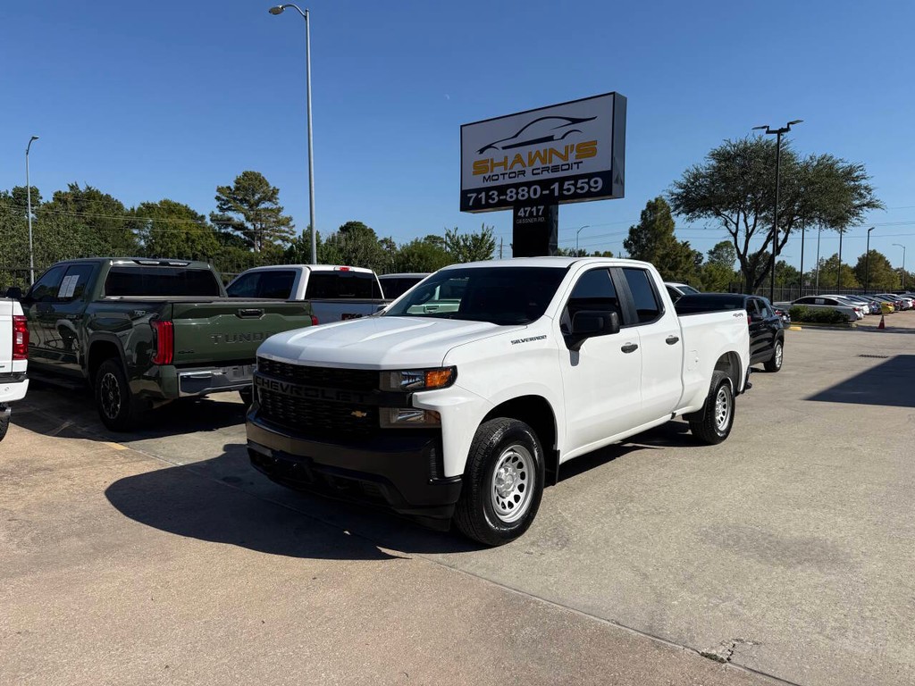 Chevrolet Silverado 1500 Vehicle Full-screen Gallery Image 03