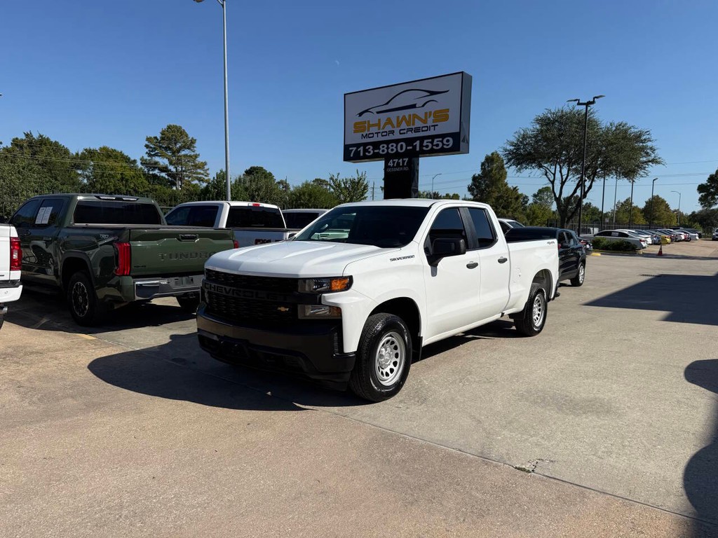 Chevrolet Silverado 1500 Vehicle Full-screen Gallery Image 42