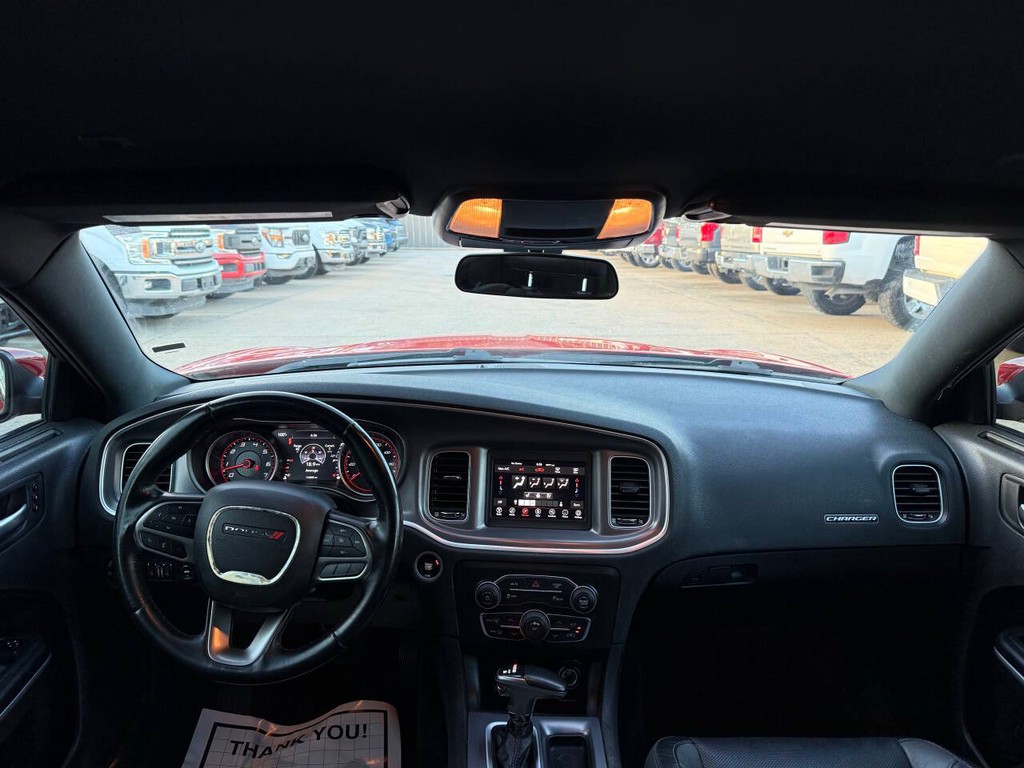 Dodge Charger Vehicle Full-screen Gallery Image 16