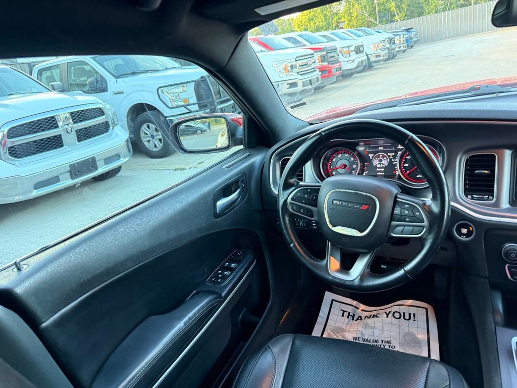 Dodge Charger Vehicle Full-screen Gallery Image 18