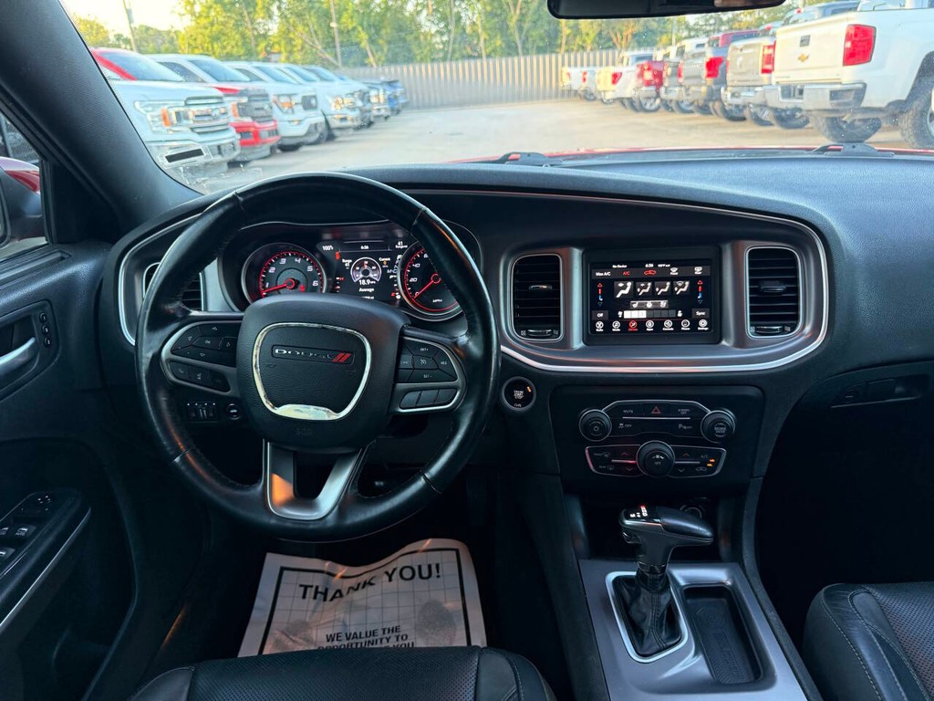 Dodge Charger Vehicle Full-screen Gallery Image 20