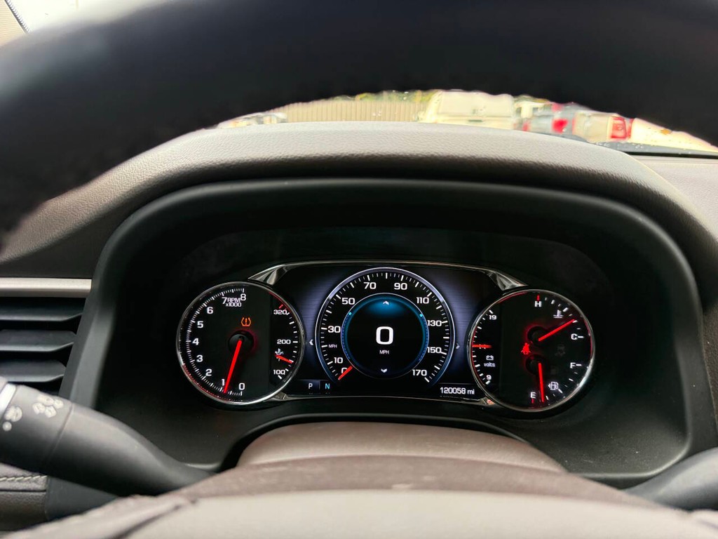 GMC Acadia Vehicle Full-screen Gallery Image 36