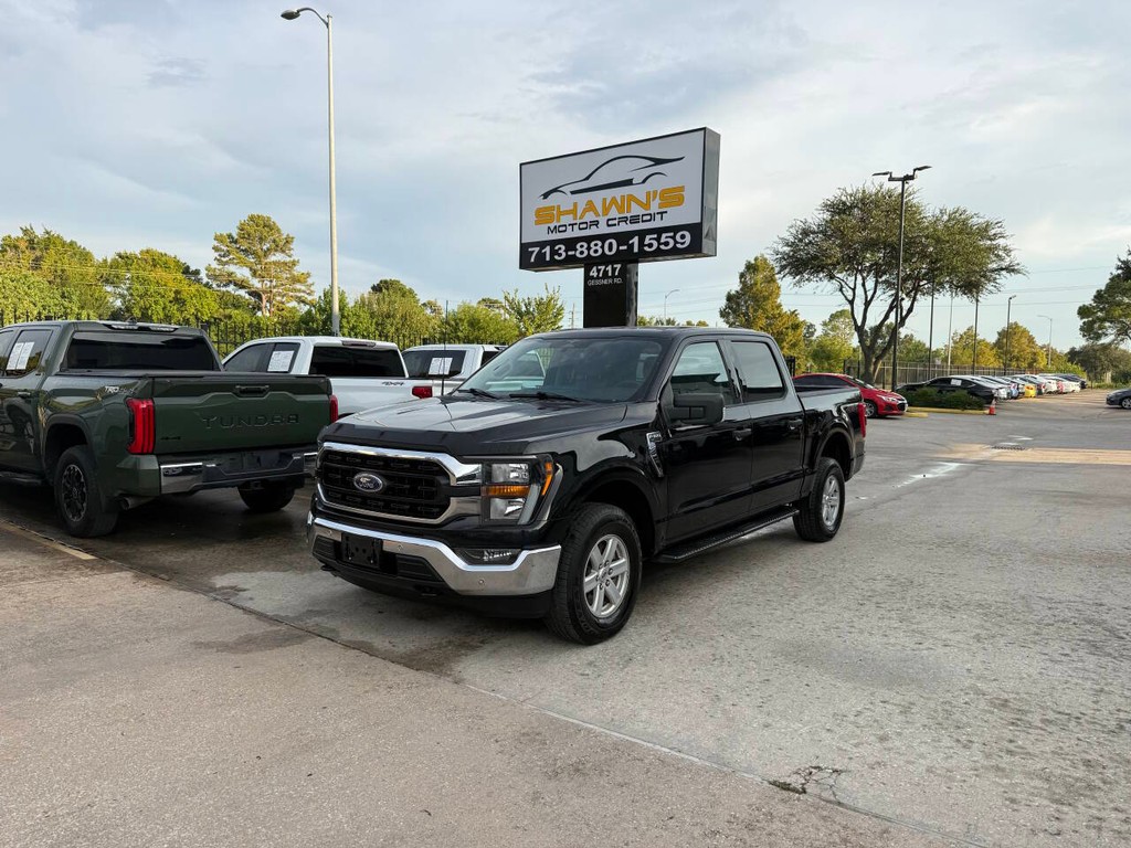 Ford F-150 Vehicle Full-screen Gallery Image 03