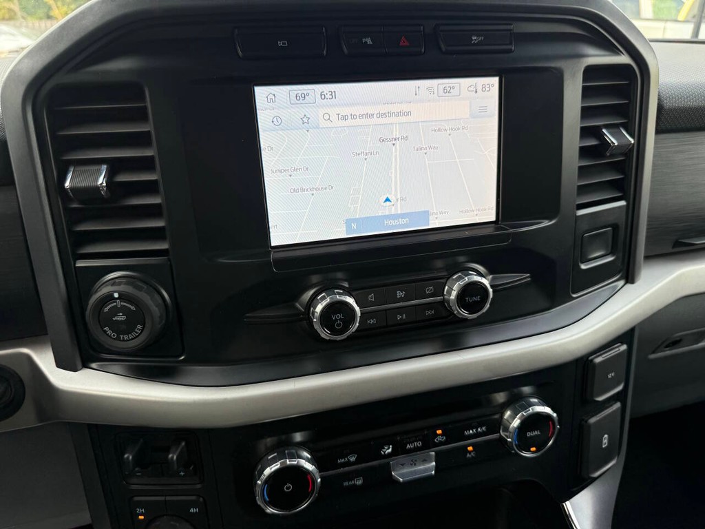 Ford F-150 Vehicle Full-screen Gallery Image 26
