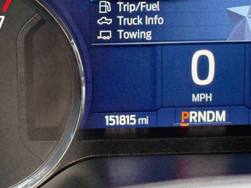 Ford F-150 Vehicle Full-screen Gallery Image 30