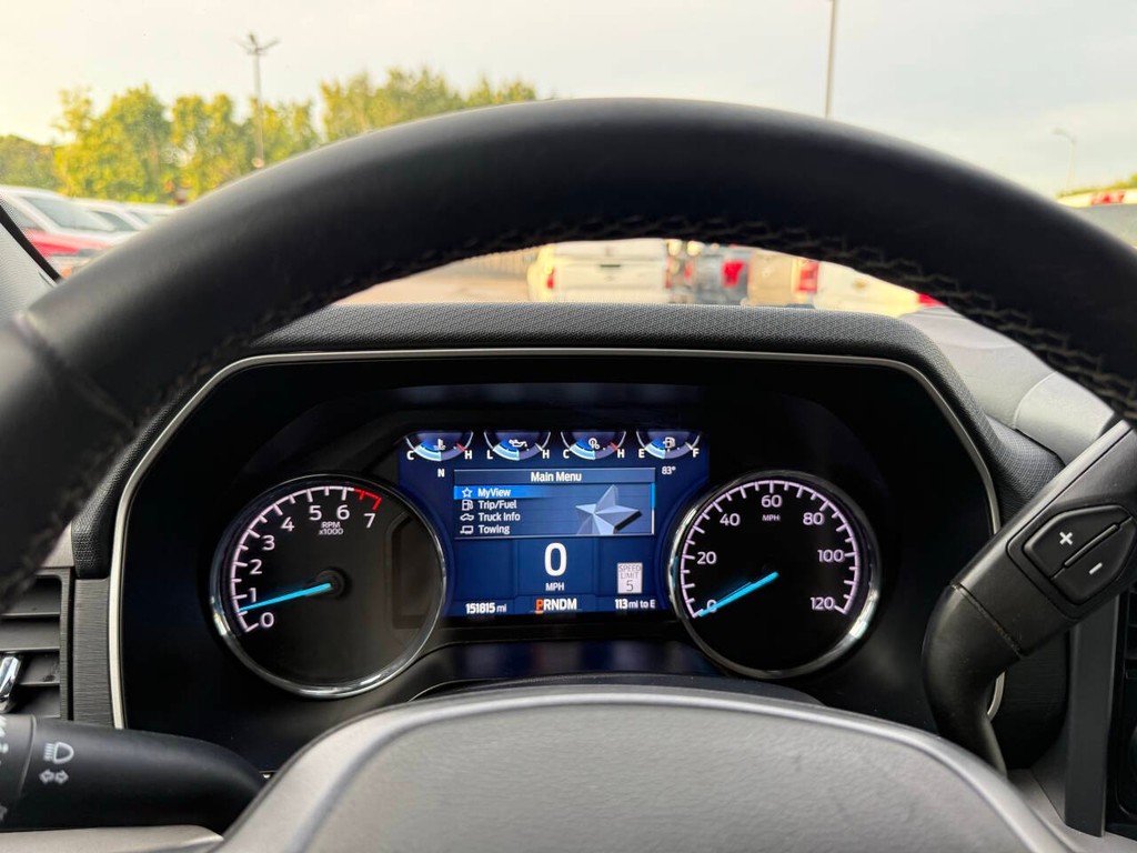 Ford F-150 Vehicle Full-screen Gallery Image 31