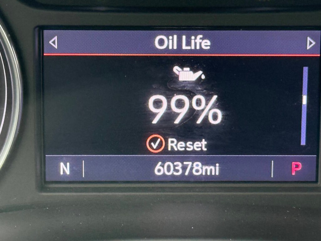 Buick Enclave Vehicle Full-screen Gallery Image 34