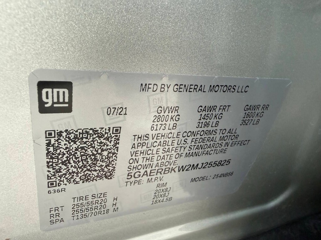 Buick Enclave Vehicle Full-screen Gallery Image 35