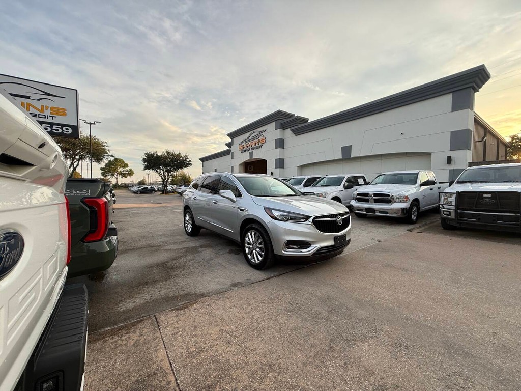 Buick Enclave Vehicle Full-screen Gallery Image 45