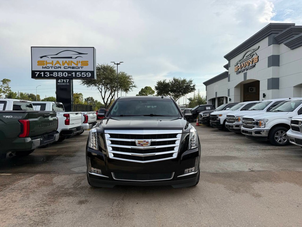 Cadillac Escalade Vehicle Full-screen Gallery Image 45