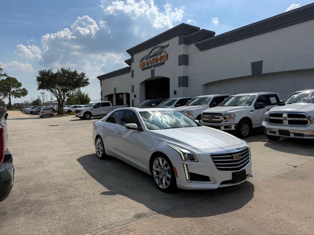 Cadillac CTS Sedan Vehicle Full-screen Gallery Image 02