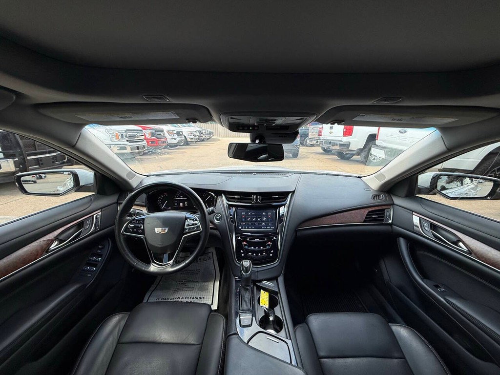 Cadillac CTS Sedan Vehicle Full-screen Gallery Image 18