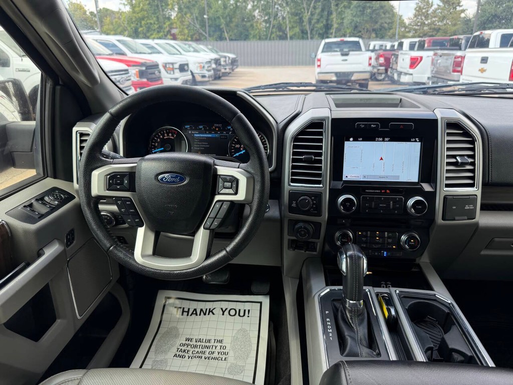 Ford F-150 Vehicle Full-screen Gallery Image 21