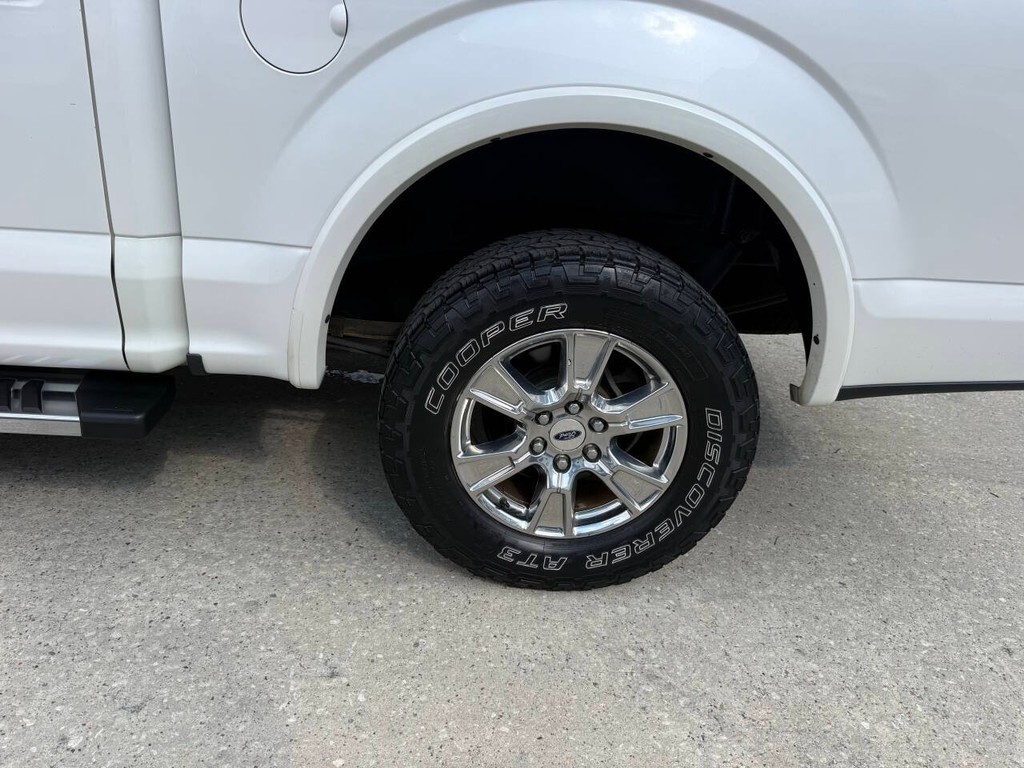 Ford F-150 Vehicle Full-screen Gallery Image 36