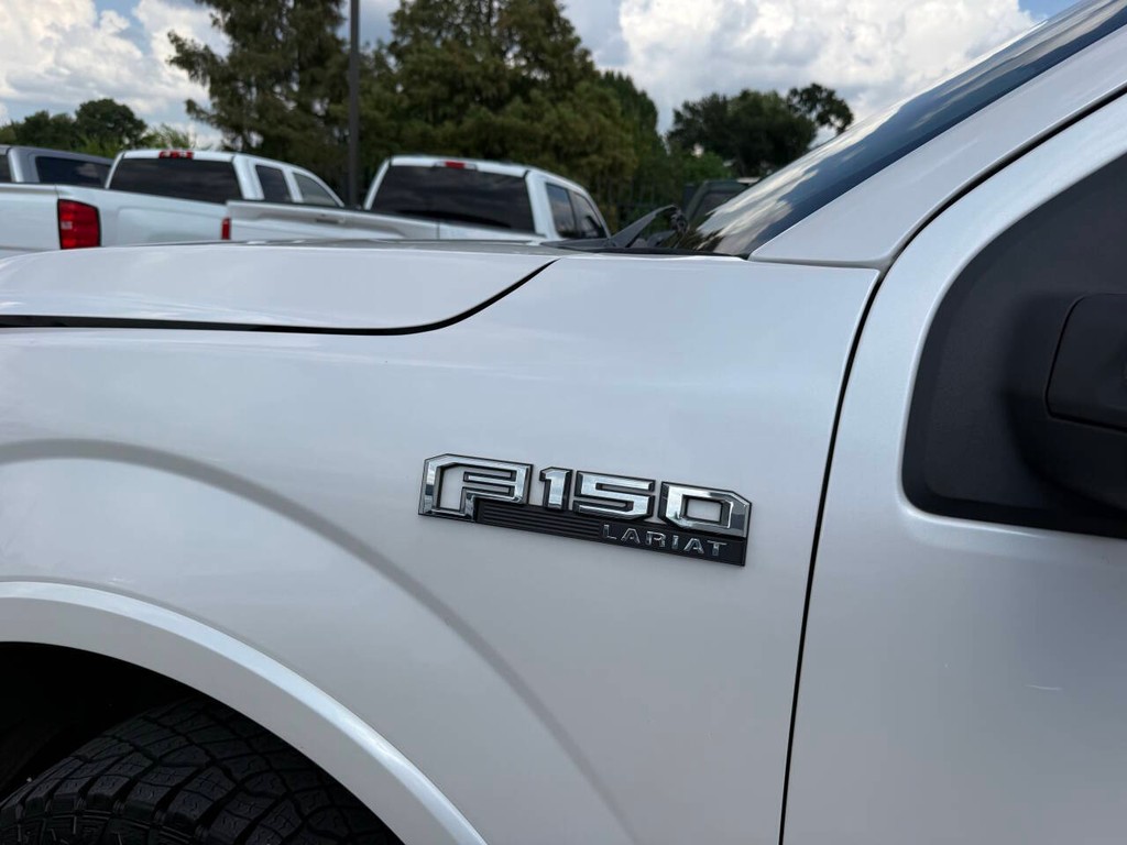 Ford F-150 Vehicle Full-screen Gallery Image 39