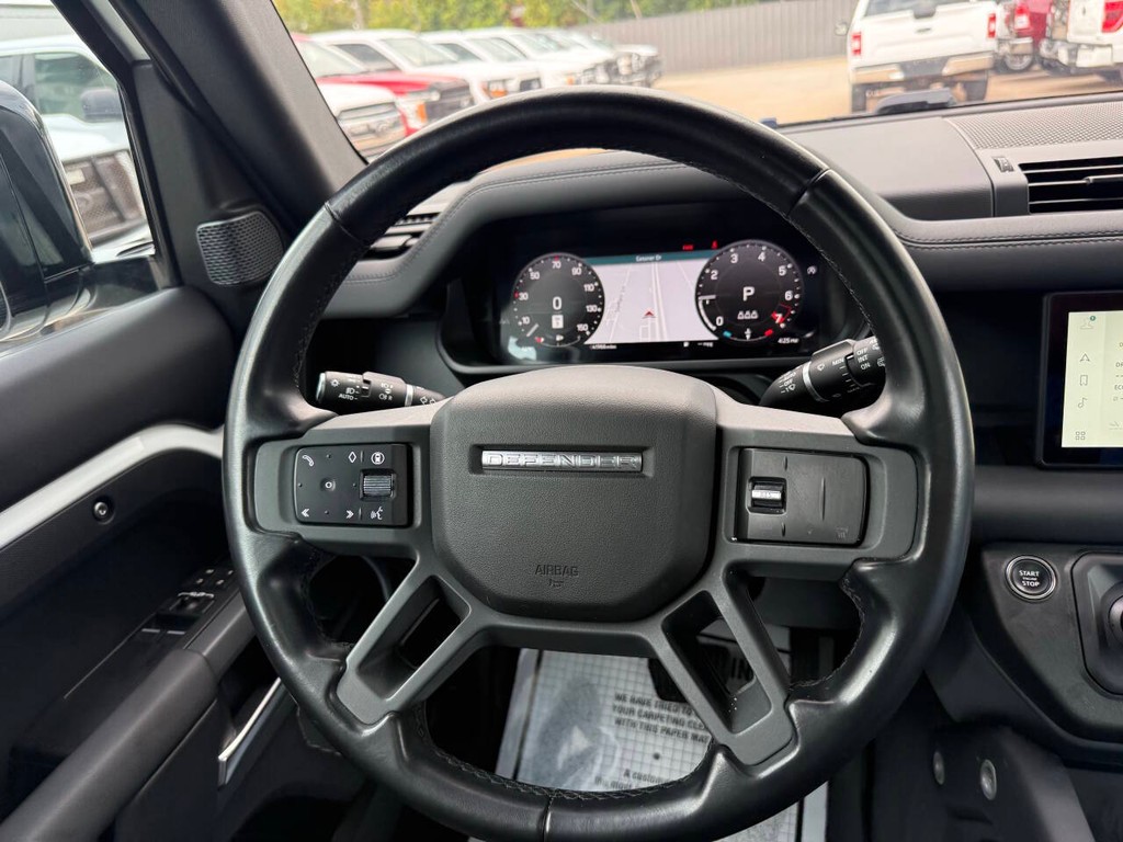 Land Rover Defender Vehicle Full-screen Gallery Image 18