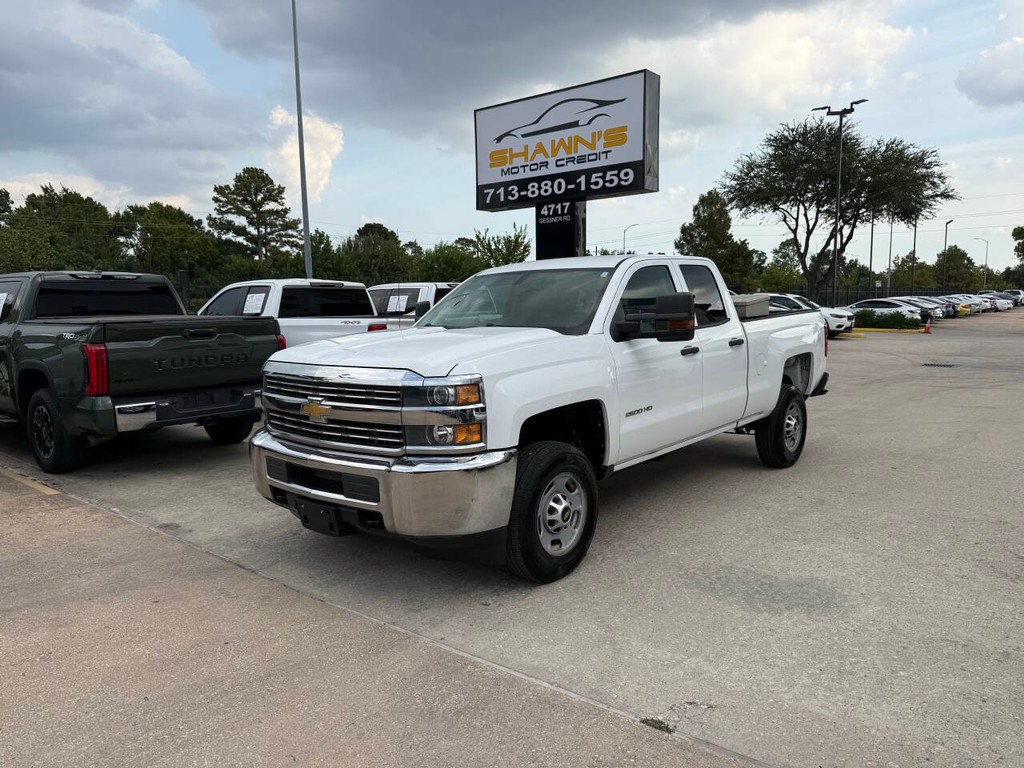 Chevrolet Silverado 2500HD Vehicle Full-screen Gallery Image 03