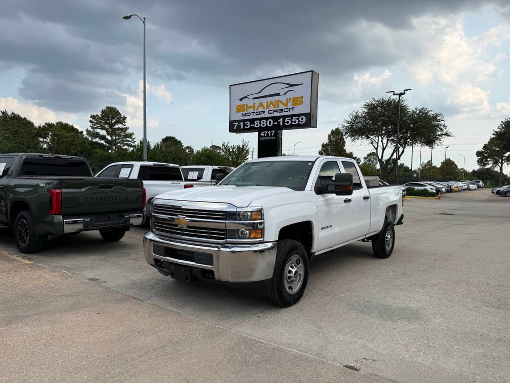 Chevrolet Silverado 2500HD Vehicle Full-screen Gallery Image 37