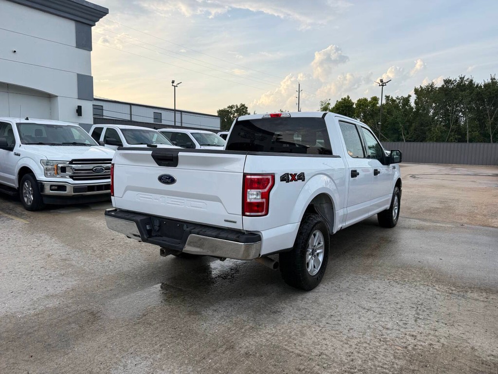 Ford F-150 Vehicle Full-screen Gallery Image 05