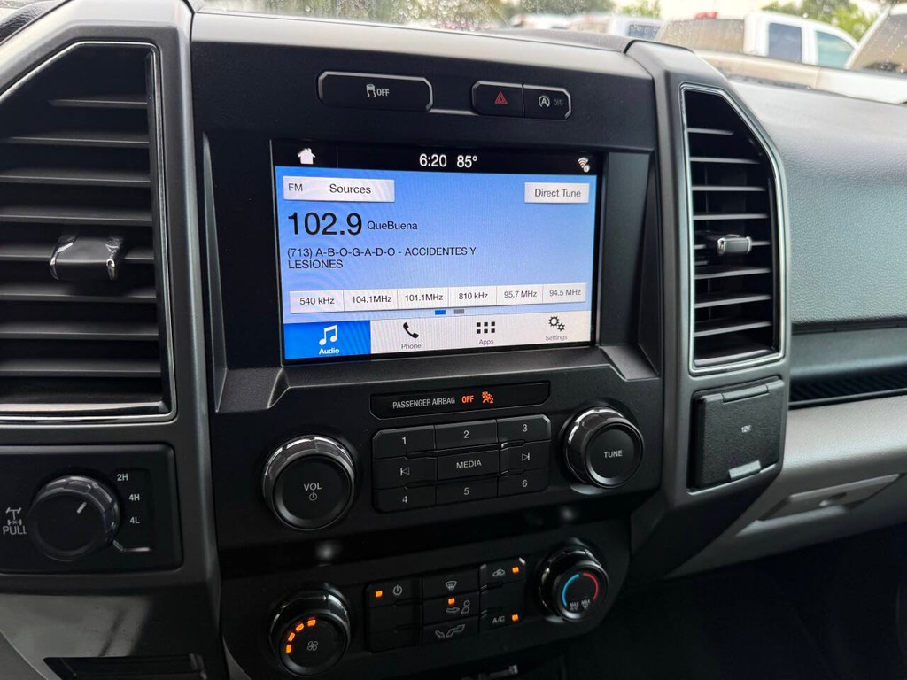 Ford F-150 Vehicle Full-screen Gallery Image 27