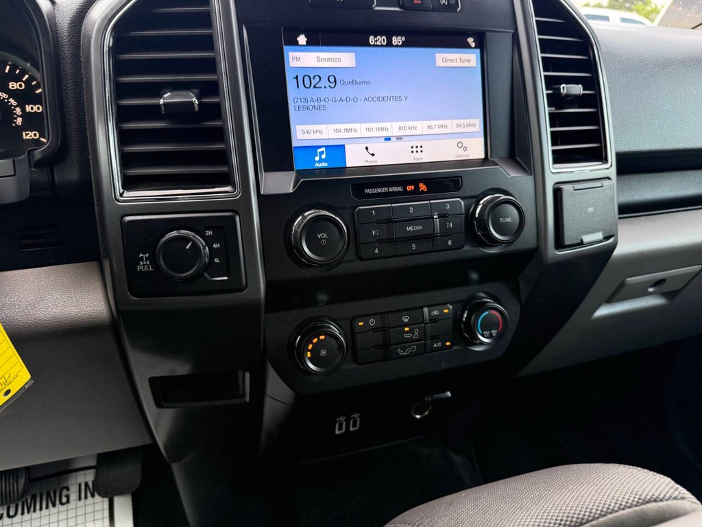 Ford F-150 Vehicle Full-screen Gallery Image 28