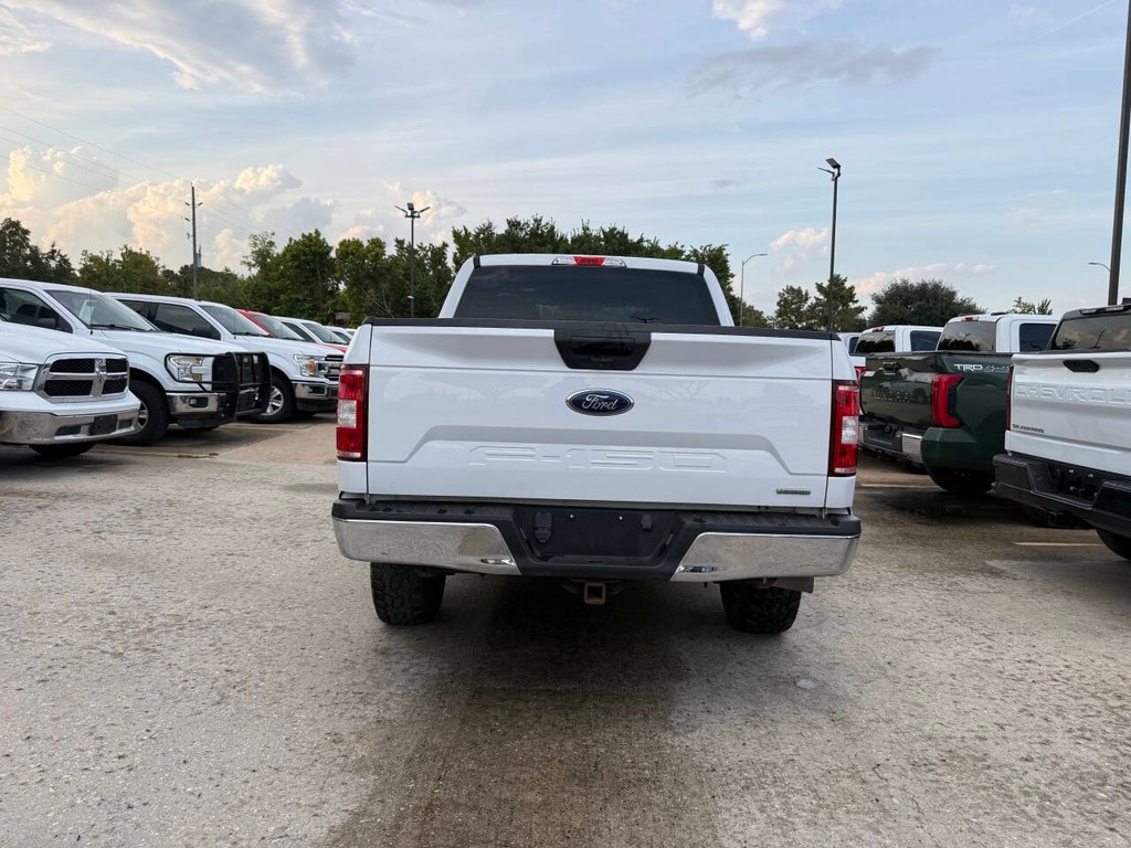 Ford F-150 Vehicle Full-screen Gallery Image 38