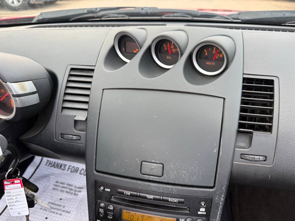 Nissan 350Z Vehicle Full-screen Gallery Image 19
