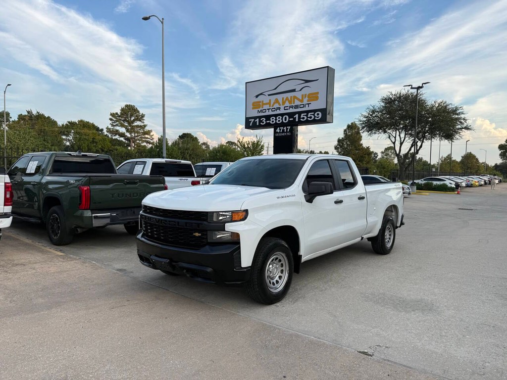 Chevrolet Silverado 1500 Vehicle Full-screen Gallery Image 03