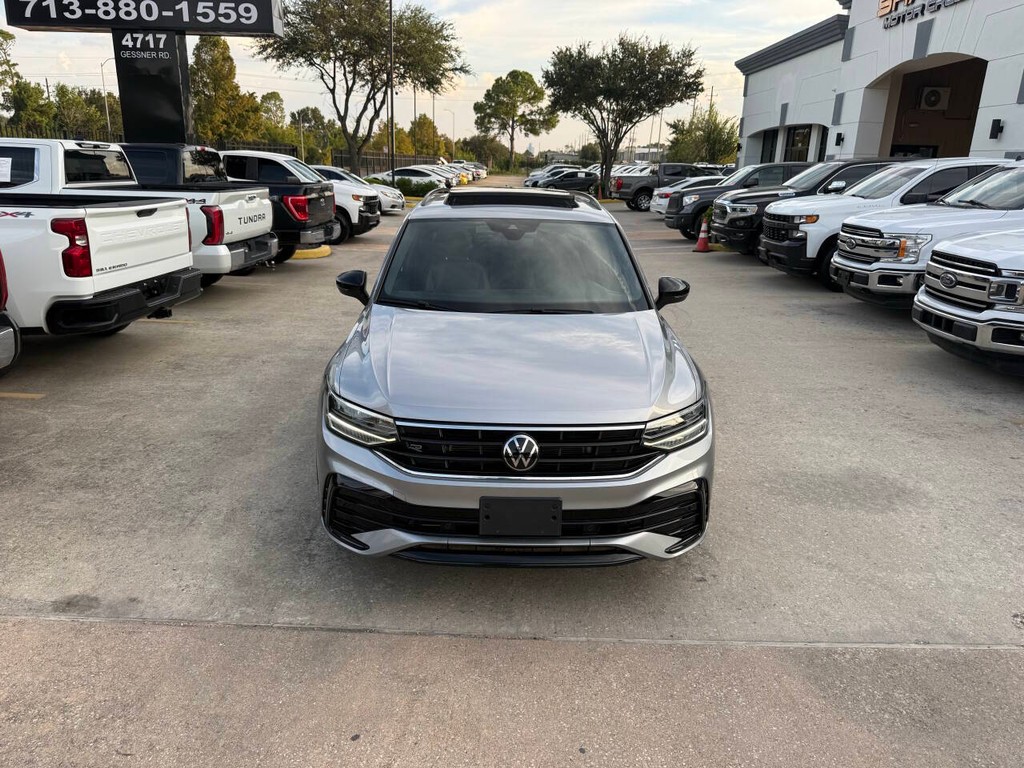Volkswagen Tiguan Vehicle Full-screen Gallery Image 42