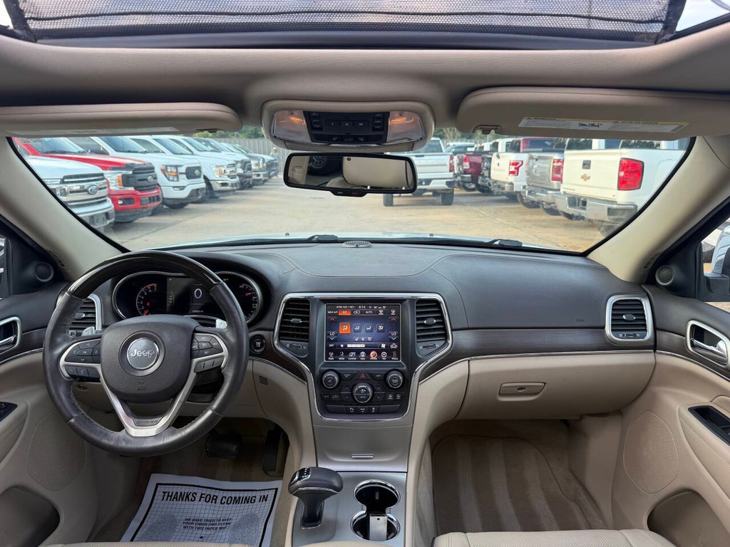Jeep Grand Cherokee Vehicle Full-screen Gallery Image 18