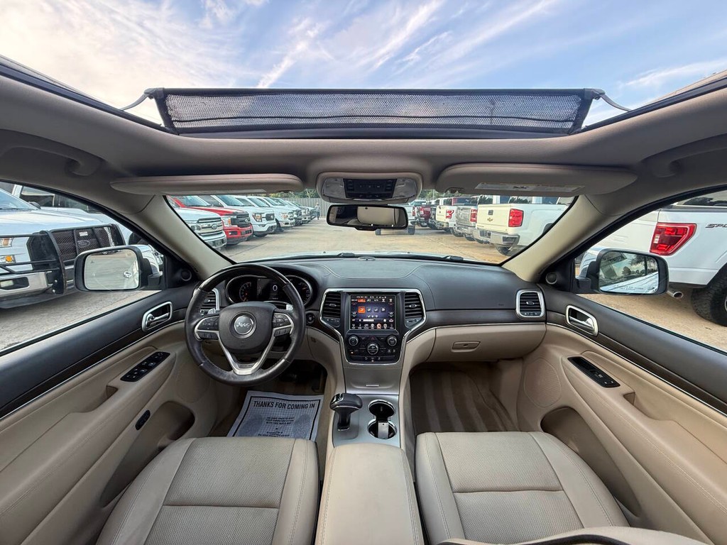 Jeep Grand Cherokee Vehicle Full-screen Gallery Image 19