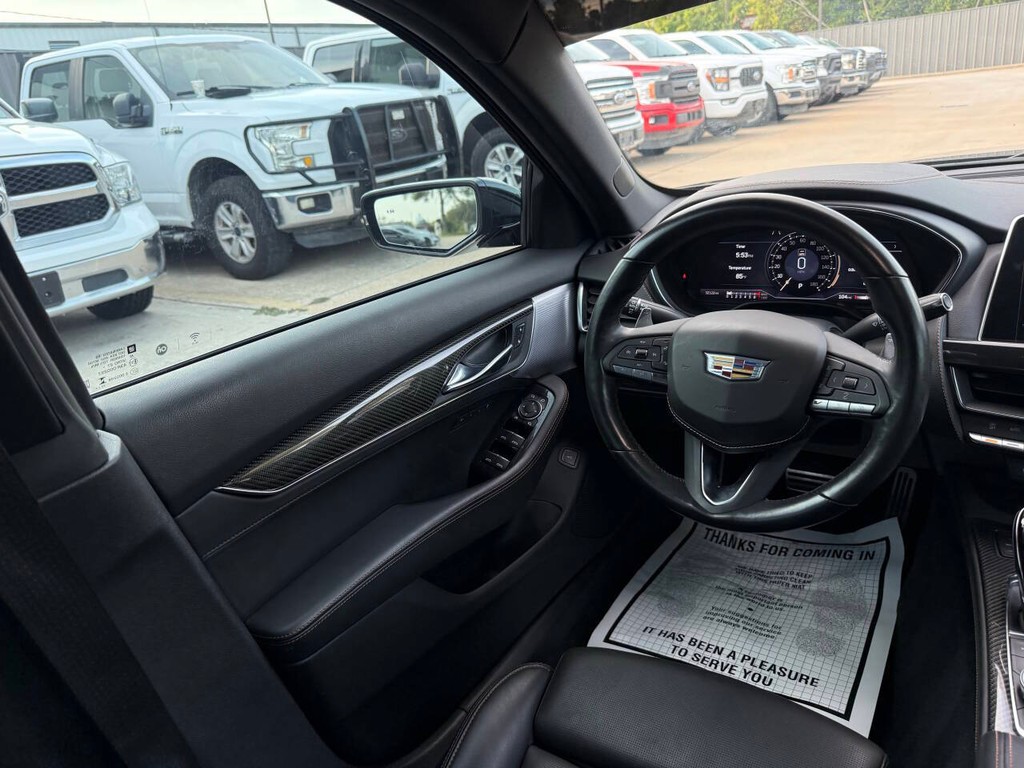 Cadillac CT5-V Vehicle Full-screen Gallery Image 19