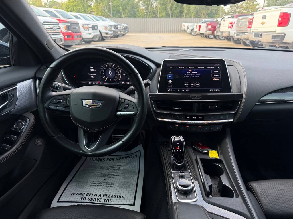 Cadillac CT5-V Vehicle Full-screen Gallery Image 21