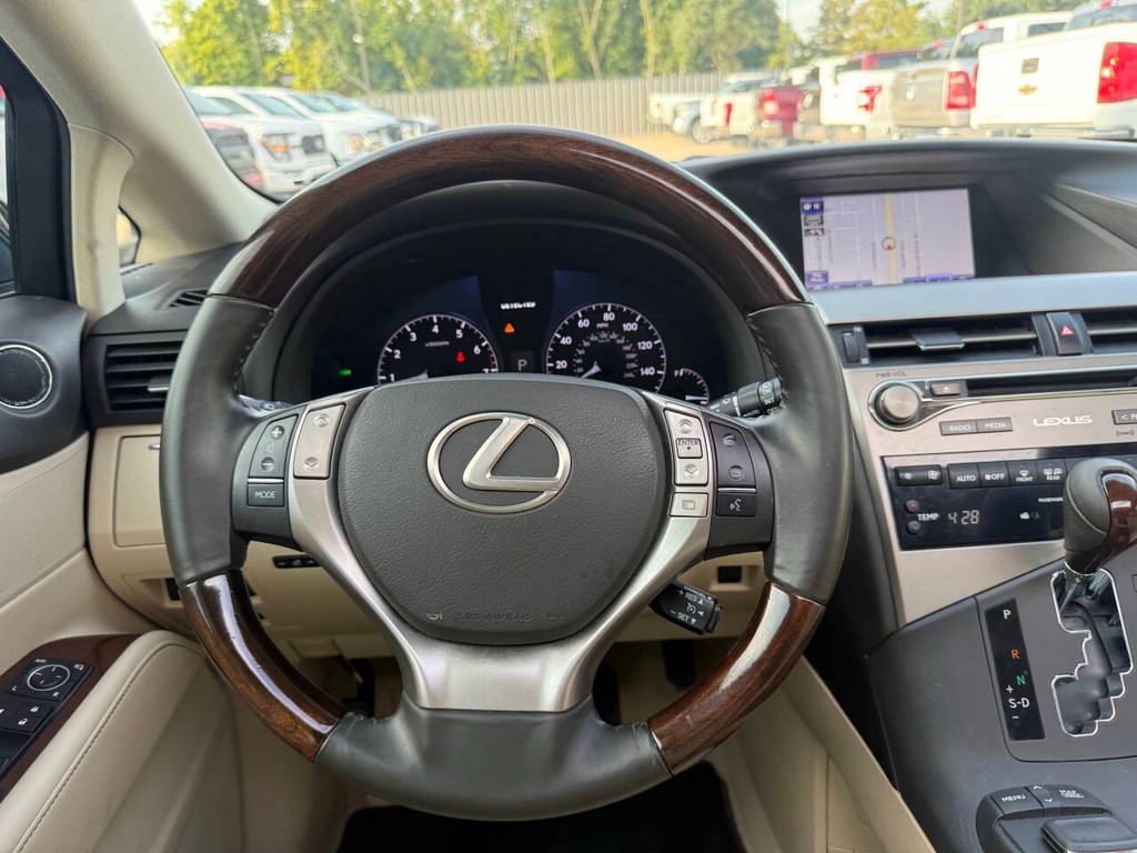 Lexus RX 350 Vehicle Full-screen Gallery Image 19