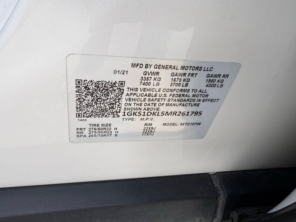 GMC Yukon Vehicle Full-screen Gallery Image 35