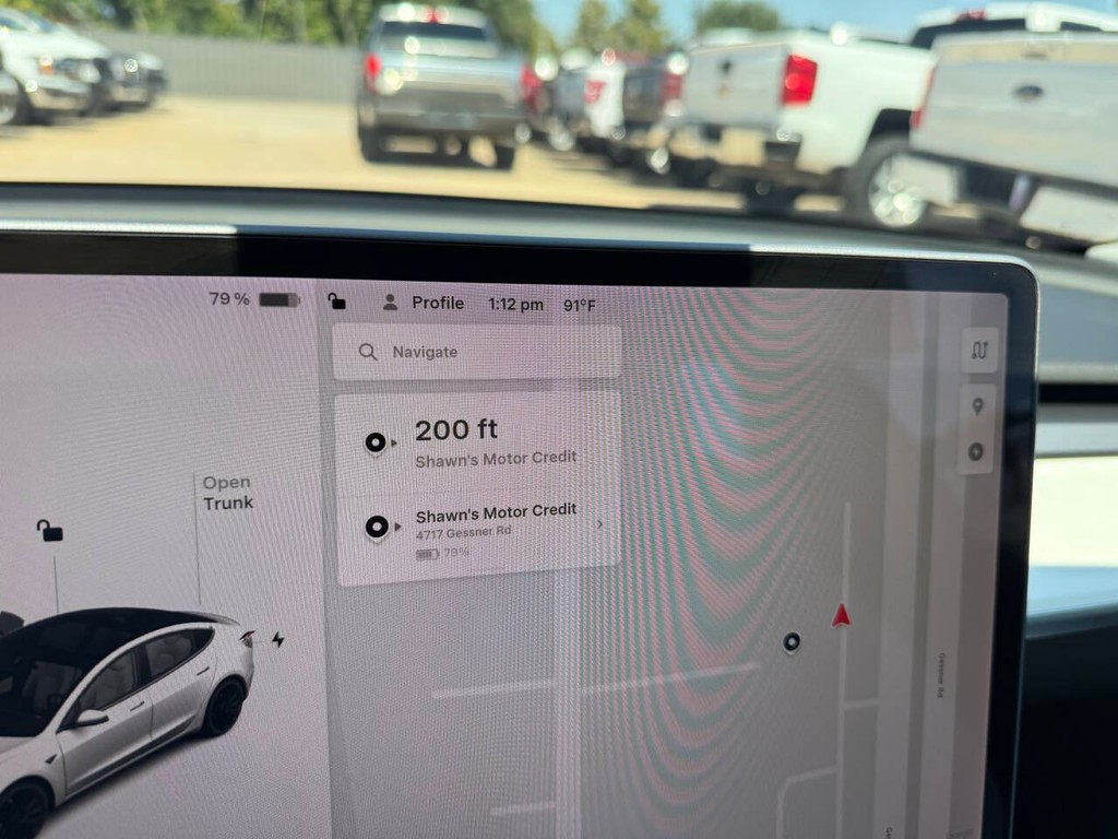 Tesla Model 3 Vehicle Full-screen Gallery Image 22