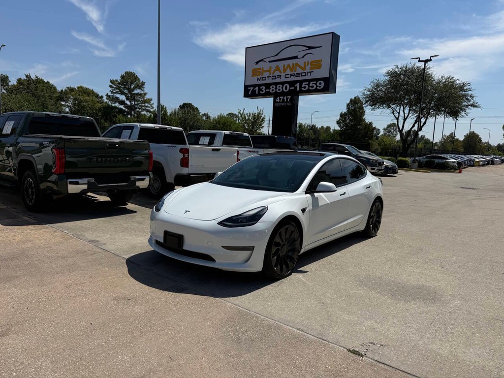 Tesla Model 3 Vehicle Full-screen Gallery Image 40