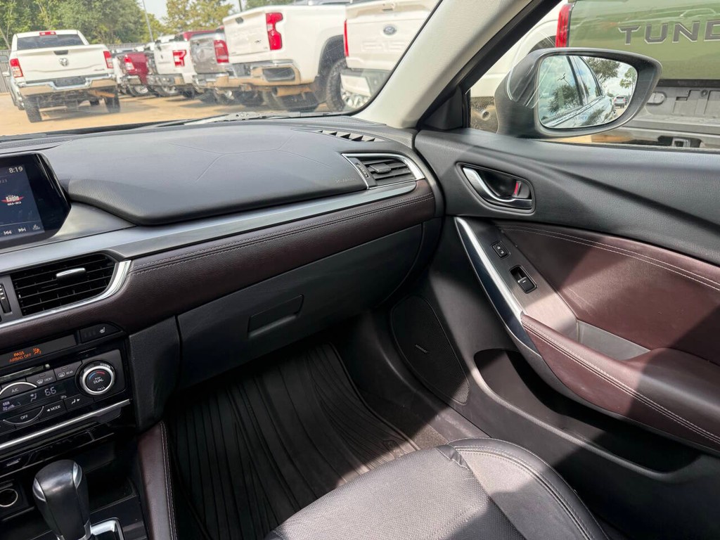 Mazda Mazda6 Vehicle Full-screen Gallery Image 21