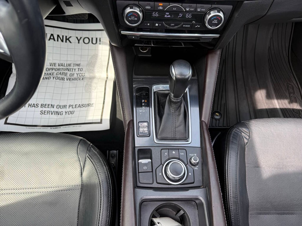 Mazda Mazda6 Vehicle Full-screen Gallery Image 30