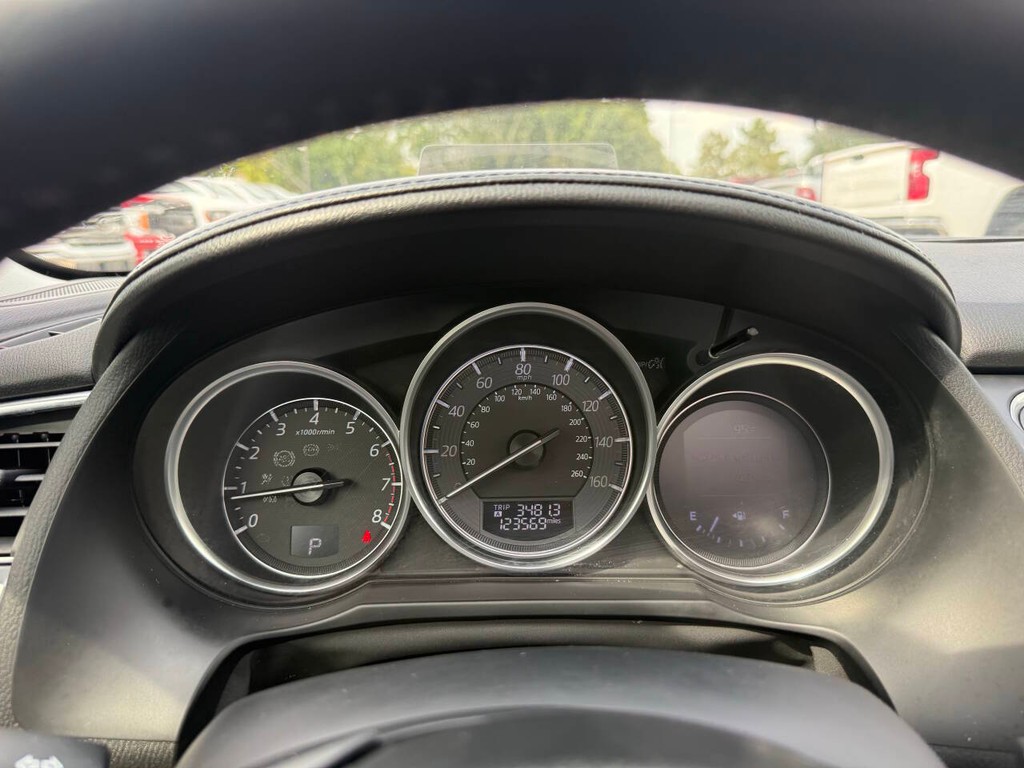Mazda Mazda6 Vehicle Full-screen Gallery Image 33